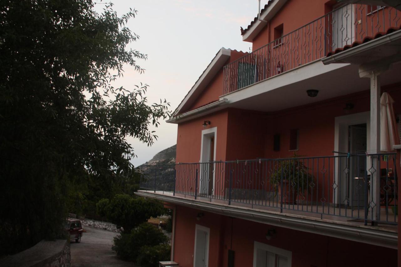 Myrtos Hotel Divarata Exterior photo