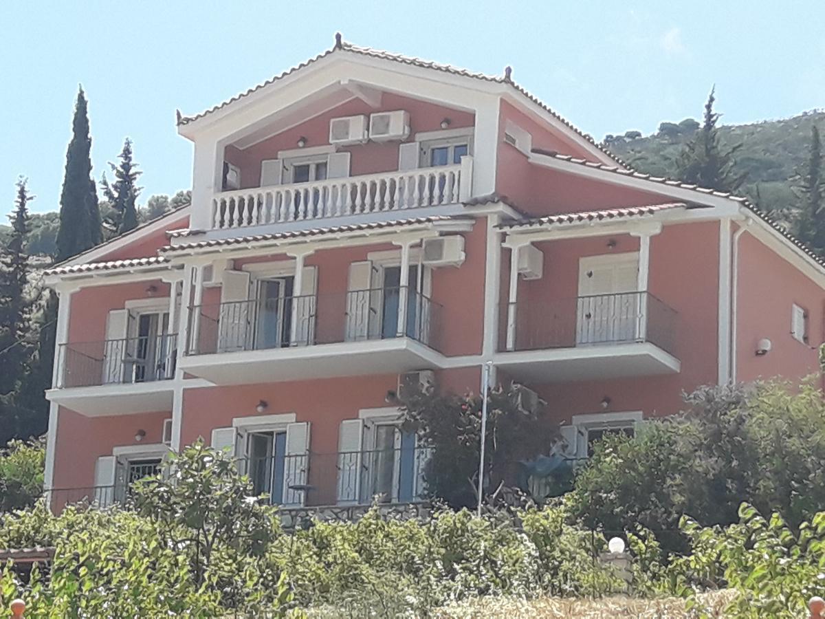 Myrtos Hotel Divarata Exterior photo